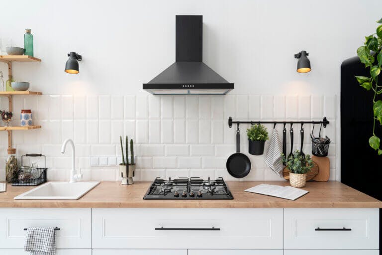 Cozinha de apartamento compacto: como deixá-la linda e funcional