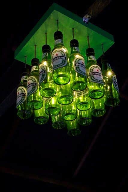 garrafas como luminária