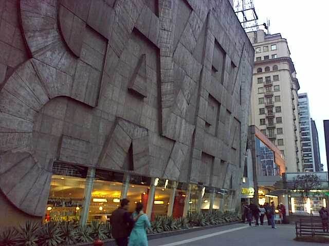 paredão do Edifício Gazeta