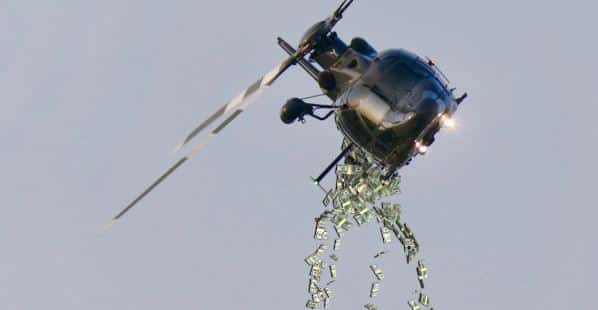 dinheiro caindo de helicóptero