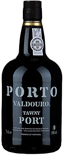 Touriga Francesa, uma uva utilizada para produzir o famoso vinho do Porto.