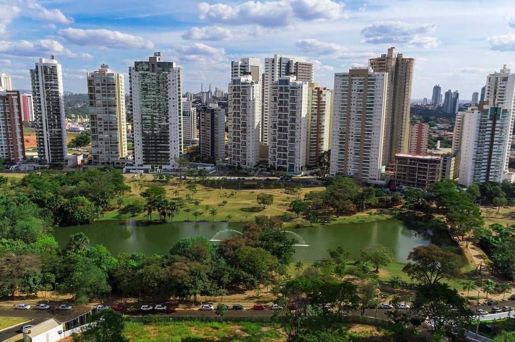 Parque Flamboyant, localizado em um dos melhores bairros de Goiânia.