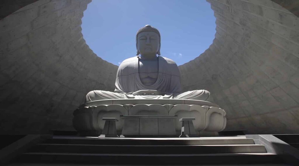 Colina do Buda, uma obra monumental de Tadao Ando.